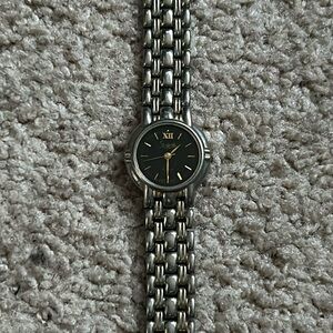 Sheffield women’s vintage two tone stainless‎ steel bracelet watch one size